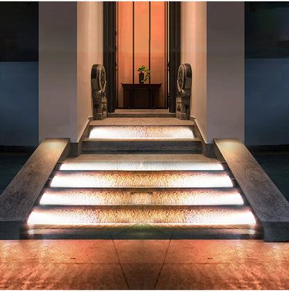 AMARYLLIS™ Solar Powered Stair Lights